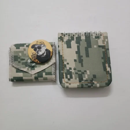 دفترچه سیمی جعبه دار طرح چریکی (باجانماز وپیکسل) IMG 20231002 052922 دفترچه سیمی جعبه دار طرح چریکی (باجانماز وپیکسل)