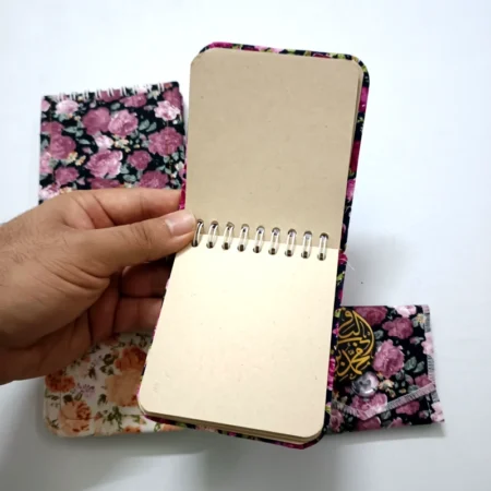 دفترچه سیمی جعبه دار گل گلی (باجانماز وپیکسل) IMG 20231002 053247 دفترچه سیمی جعبه دار گل گلی (باجانماز وپیکسل)