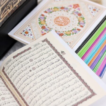 قرآن کریم (۳۰جزئی) /هر جزء مجزا 1 11924 قرآن کریم (۳۰جزئی) /هر جزء مجزا