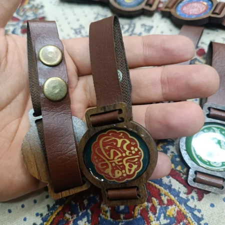 دستبند طرح مذهبی (ائمه و تصاویر حرم) دوکمه IMG 20241107 210844 دستبند طرح مذهبی (ائمه و تصاویر حرم) دوکمه